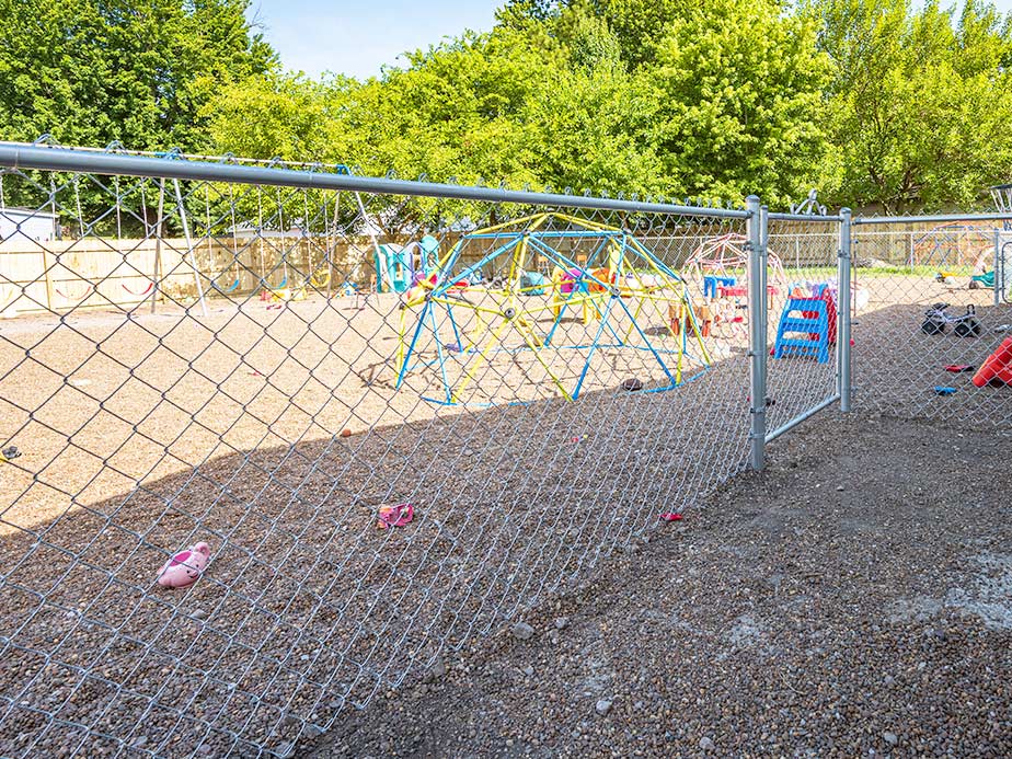 Commercial Chain Link fence contractor in the Raleigh-Durham North Carolina area.