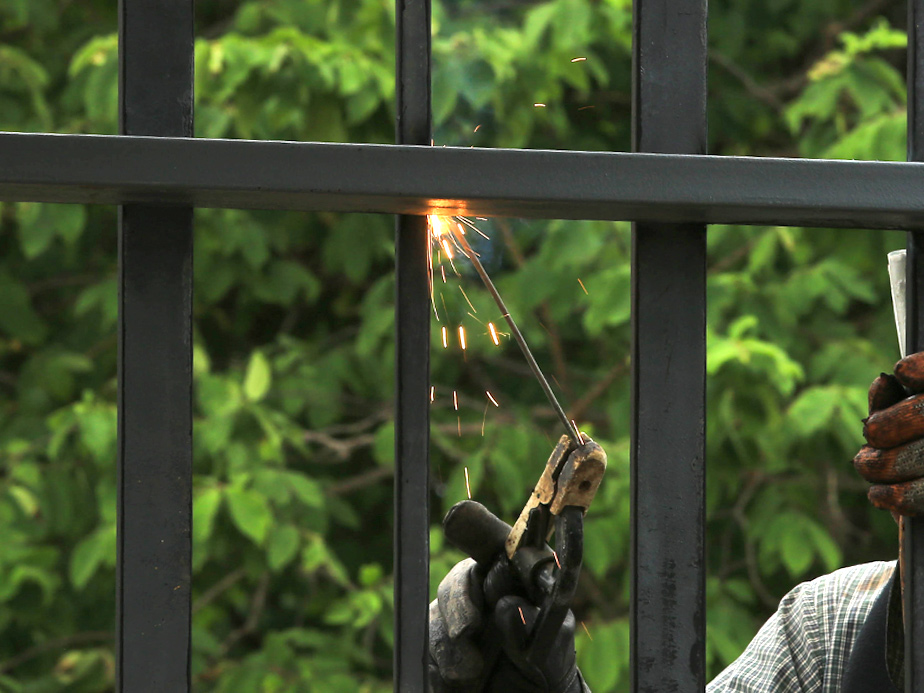 Fence Repair Contractor in Raleigh-Durham North Carolina