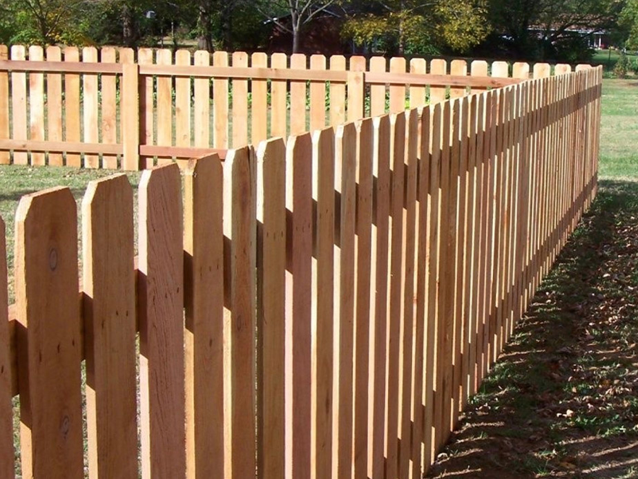 Raleigh-Durham NC Wood fence contractor in the Raleigh-Durham North Carolina area.