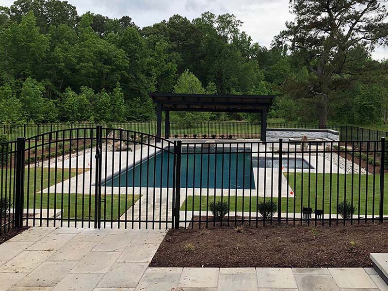 Fence with 3 Rail Flat Top Aluminum Fence Installation Contractor in Raleigh-Durham North Carolina in Raleigh-Durham North Carolina